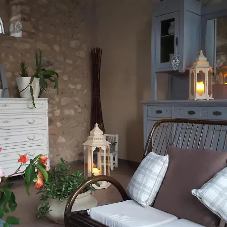 Le Quattro Stagioni And Bed and Breakfast Monzambano