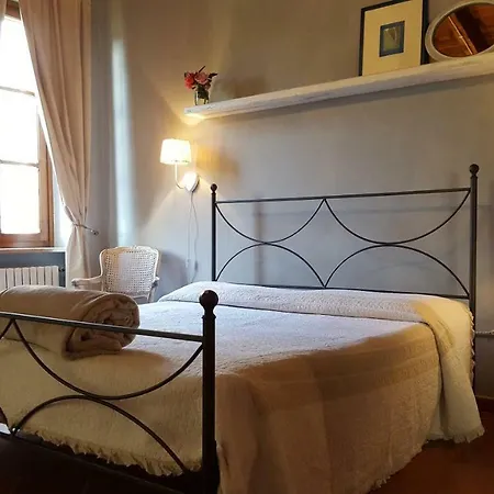 Le Quattro Stagioni And Bed and Breakfast Monzambano