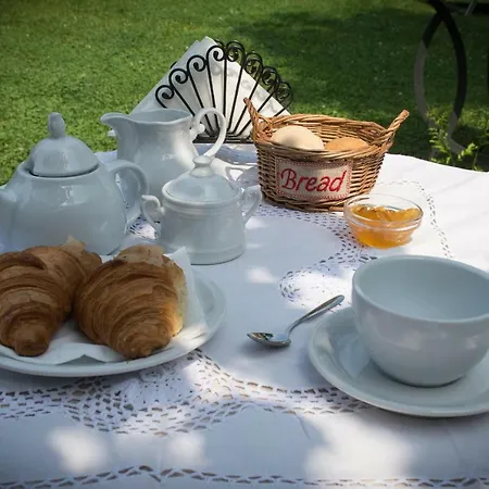 Bed & Breakfast Le Quattro Stagioni And Monzambano